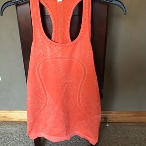 Lululemon tank top
